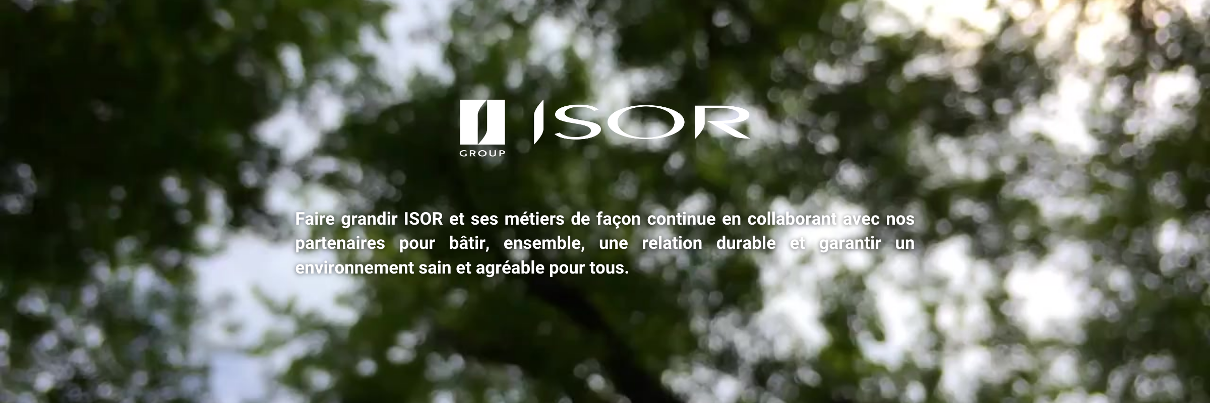 Bannière avant un fond de paysage, appelant à bâtir ensemble une relation durable entre partenaires et garantir un environnement sain et agréable pour tous.