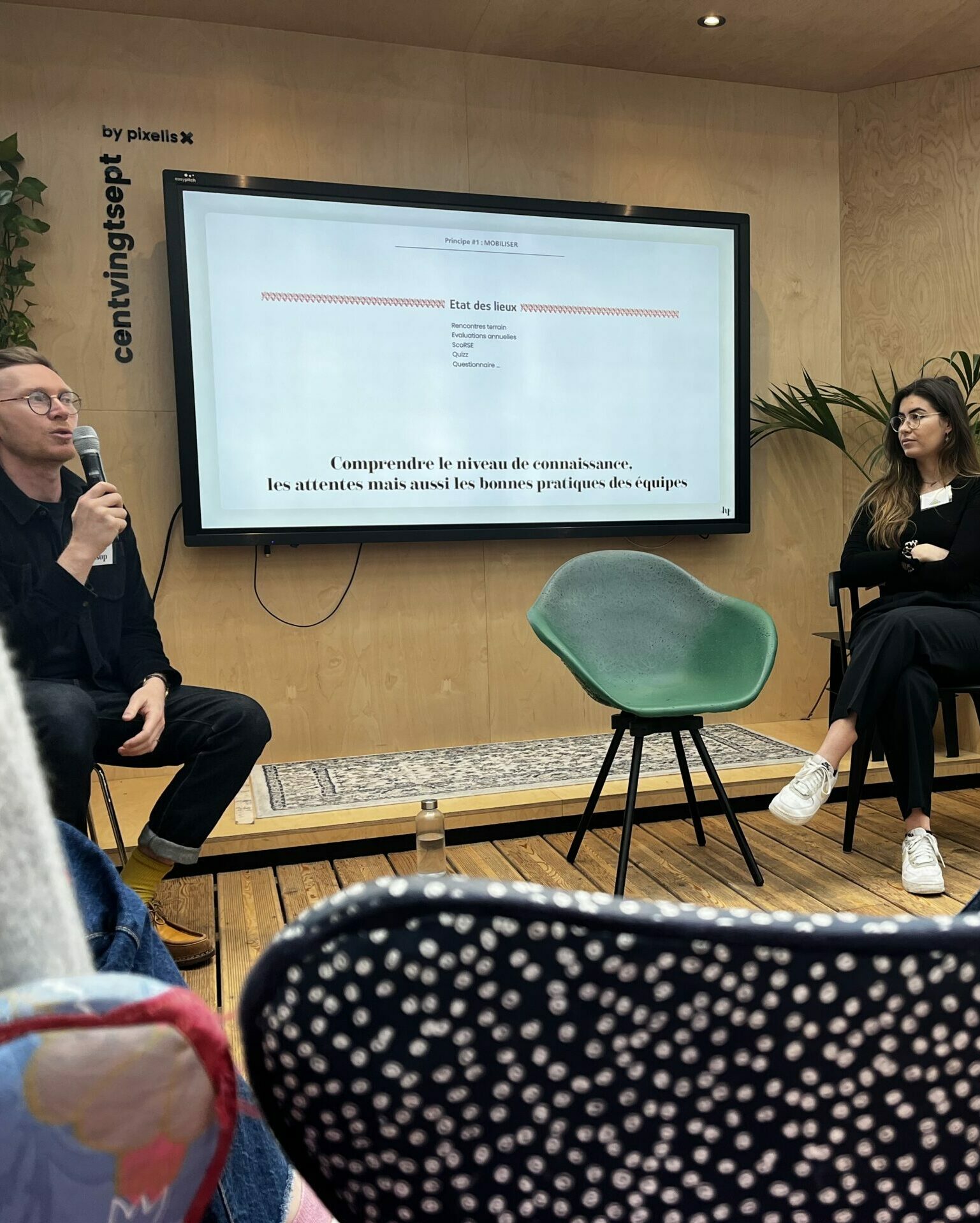 Conférence lors d'un atelier sur la RSE des entreprises